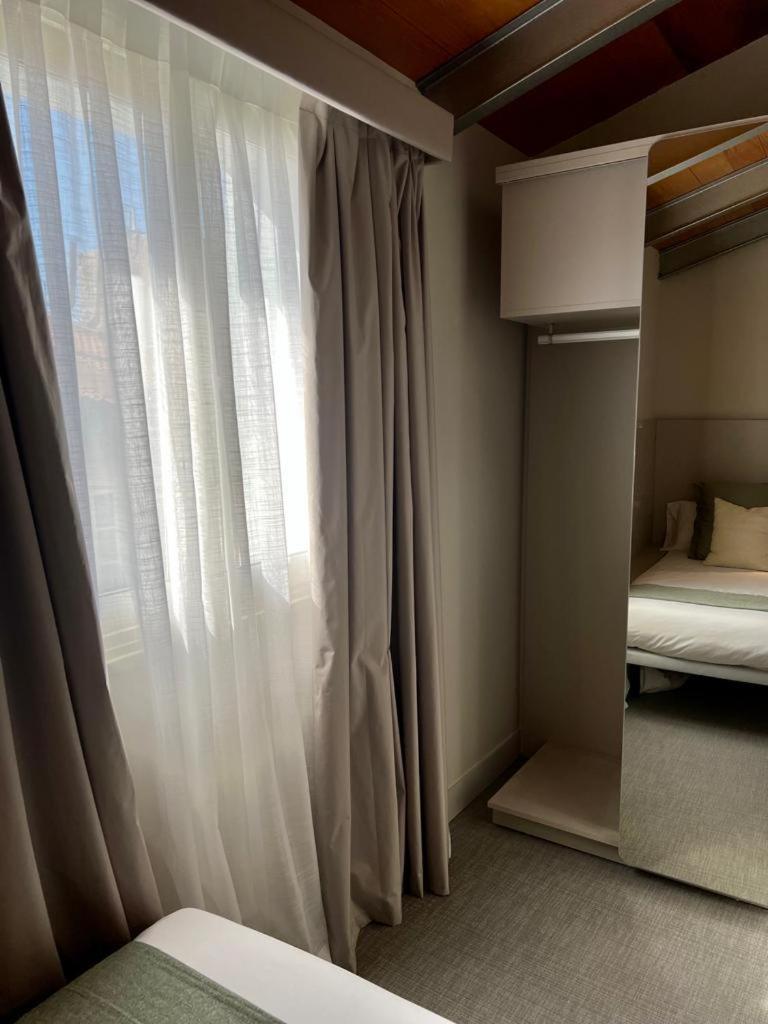 סרגוסה Vtz Hotel San Valero מראה חיצוני תמונה