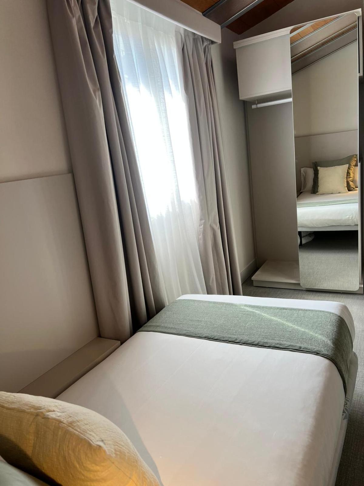 סרגוסה Vtz Hotel San Valero מראה חיצוני תמונה